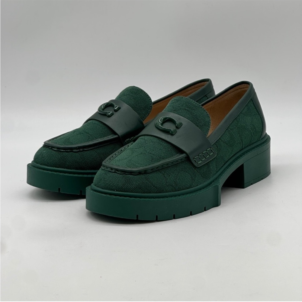 Authentic Coach Leah Signature Loafers 6.5 Green Flats worn once